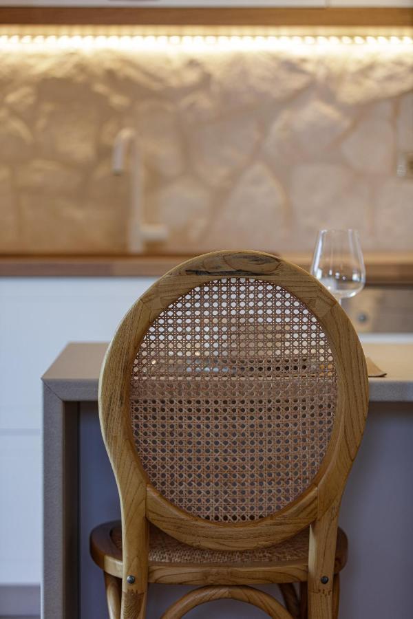 Villa Seashell -Wonderful Newly Renovated Villa On The Beach Galatás Esterno foto