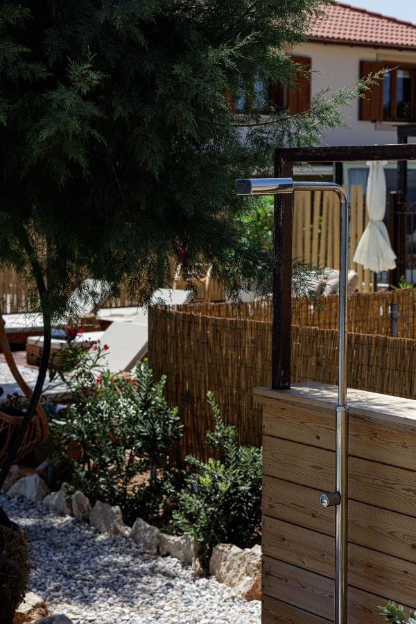 Villa Seashell -Wonderful Newly Renovated Villa On The Beach Galatás Esterno foto
